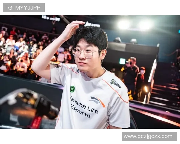 Zeus上单再度统治赛场带领团队逆转夺胜展现无与伦比的王者实力