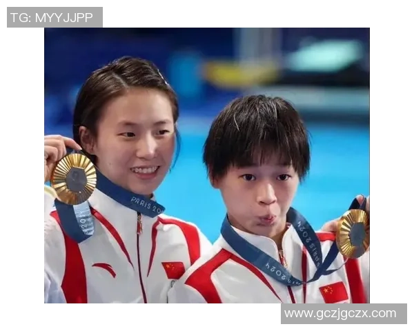 以跳水运动展现人类挑战极限与追求完美的力量与优雅 以跳水运动展现人类挑战极限与追求完美的力量与优雅