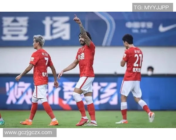 广州队对阵焦点之战全面解析球队实力状态与关键看点 广州队对阵焦点之战全面解析球队实力状态与关键看点