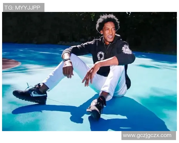 斯科蒂皮蓬如何凭借全能表现奠定公牛王朝核心地位并影响NBA历史格局